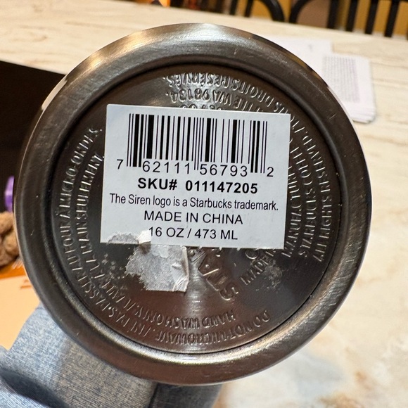 Starbucks  Tumbler nwt - Picture 4 of 9